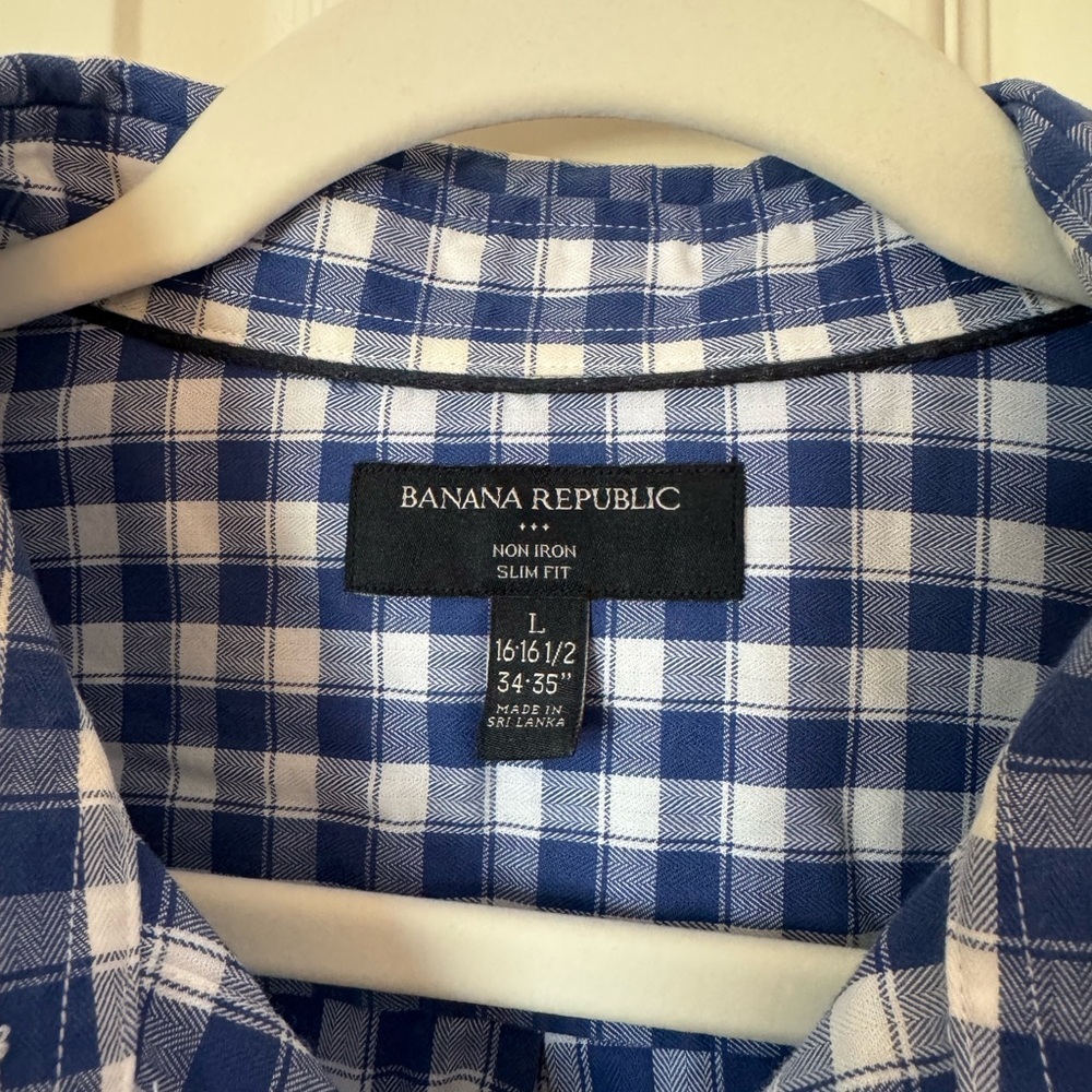 Like New Banana Republic Non-Iron Slim Fit Size XL - Picture 2 of 3
